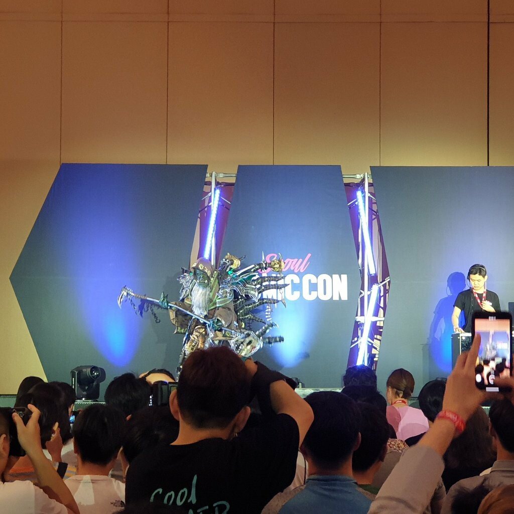 한국 코믹콘 코스프레 대회 우승자4.jpg