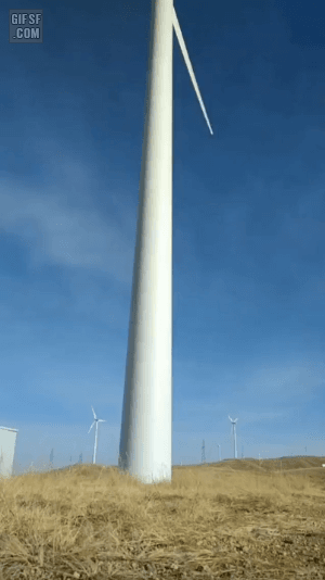 풍력발전기 크기 체감.gif