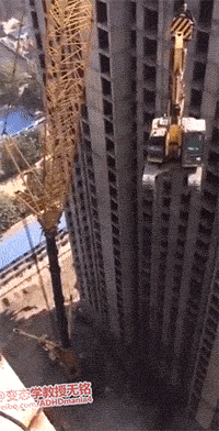 중국의 아파트 철거현장..gif